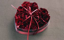 Романтичный подарок на день День Святого Валентина – купить сердце из роз