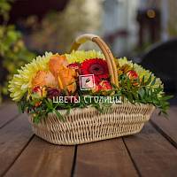 Осенняя корзинка с хризантемой